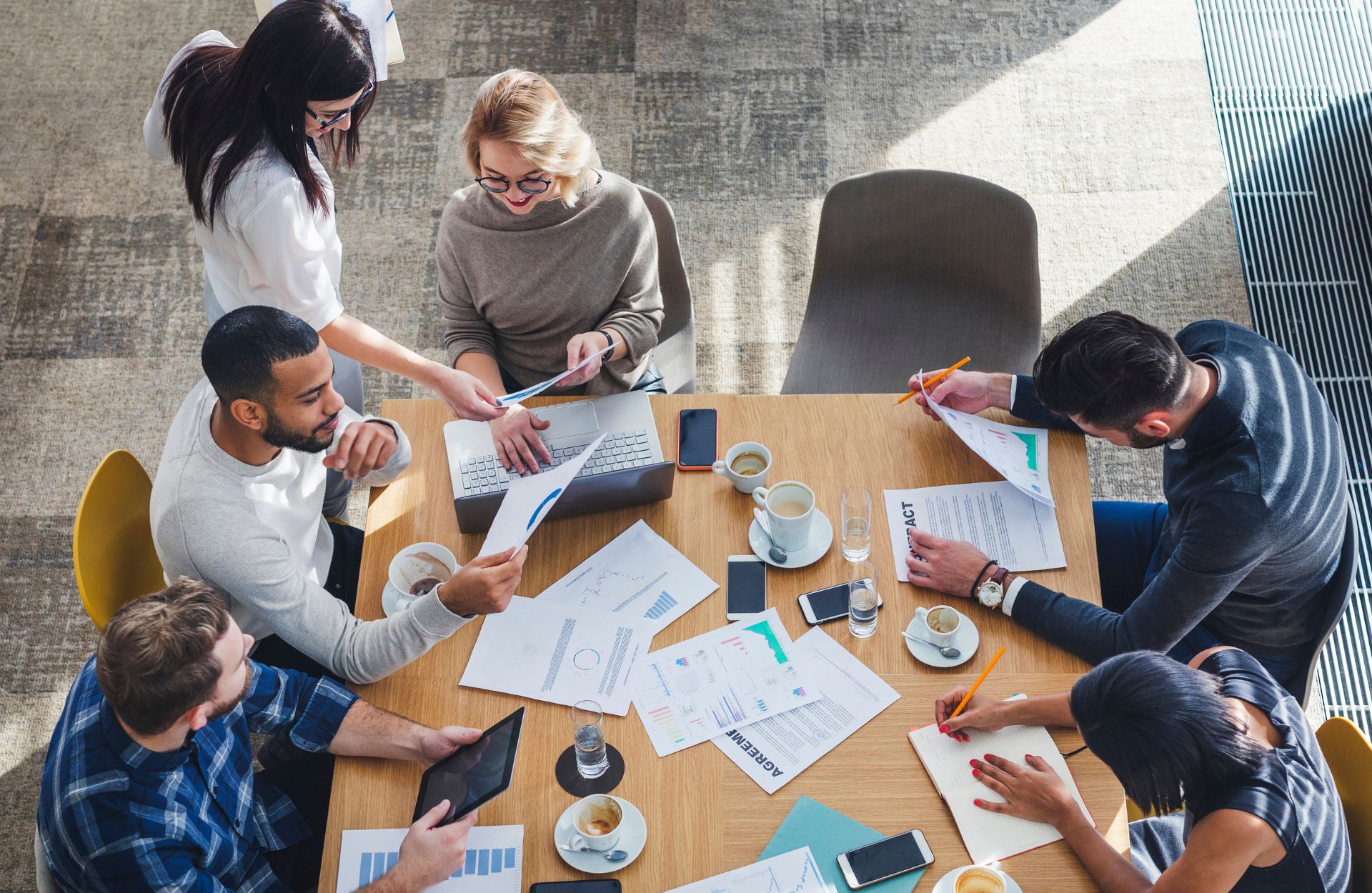 Lee más sobre el artículo «Cómo Potenciar el Desarrollo Organizacional en Tu Empresa: Estrategias Prácticas»