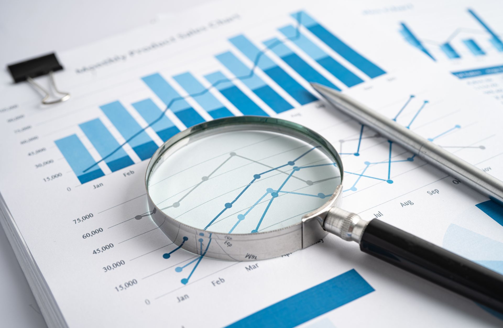 Lee más sobre el artículo Análisis y Evaluación Financiera Senior: Herramientas para el Crecimiento Empresarial